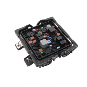 Underhood fuse box Cadillac ATS 16 2.0, 2.5 for halogen