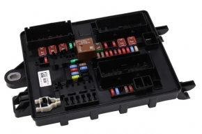 Cadillac CTS 14-19 Trunk Fuse Box