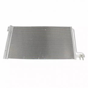 Air conditioning condenser radiator Ford Focus mk3 15-18 2.0 rest
