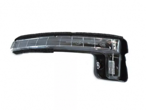 Left side mirror turn signal repeater for Jeep Compass 17-25