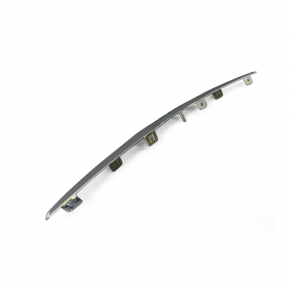 Chrysler 200 15-17 chrome grille emblem