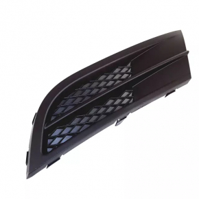 Front bumper grille, side right, VW Jetta 15-18 USA, without fog lights, broken fastener