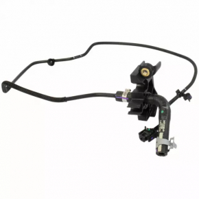 Cooling system return pipe tank-head Ford C-max MK2 13-18