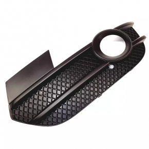 Front bumper grille left Audi Q3 8U 16-17 for solid bumper for fog lights