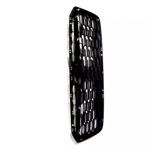 Radiator grill assembly Subaru Impreza 17- GK