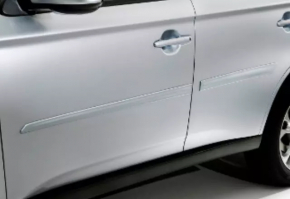 Door molding lower front left Mitsubishi Outlander 14-21