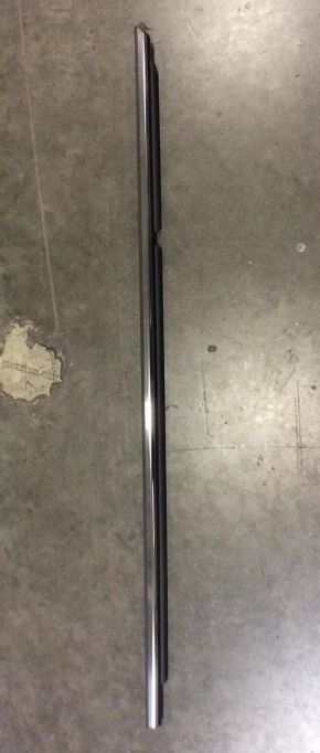 Door-glass molding, center rear right, Toyota Camry v30 2.4