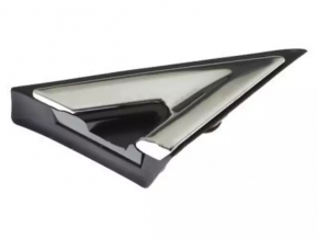 Plug triangle wing front right Lincoln Nautilus 19-23 chrome