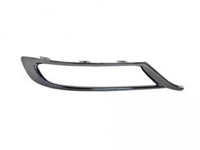 Left fog light frame for Chrysler 300 15-23 restyling, black