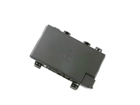 Jeep Grand Cherokee WK2 18-22 underhood fuse box with cover