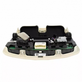 Ceiling light front Lincoln MKC 15- under the sunroof beige