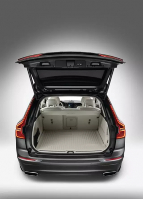 Boot mat Volvo XC60 18-24 rubber gray