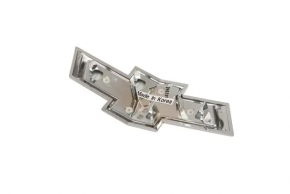 Chevrolet Equinox 18-24 Gold Grille Element