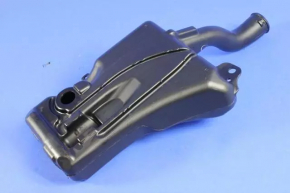 Chrysler 200 15-17 Windshield Washer Reservoir with Cap and Sensor