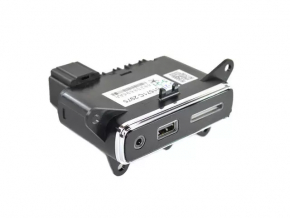 Usb Media Hub Jeep Grand Cherokee WK2 14-17 scratches Used