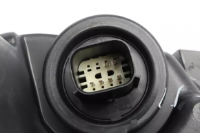 Headlight front right Chevrolet Volt 16- sand, broken mount