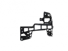Left rear bumper mount under the Jeep Grand Cherokee WL 22-25 light