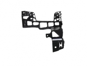 Left rear bumper mount under the Jeep Grand Cherokee WL 22-25 light