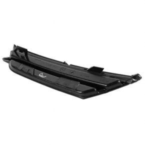 Lincoln MKC 15-19 right front bumper grille broken mount