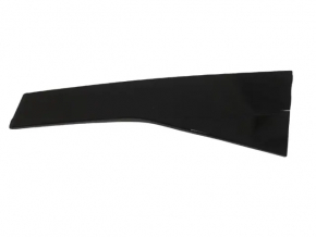 Jeep Grand Cherokee WK2 11-22 rear left side door trim scratches