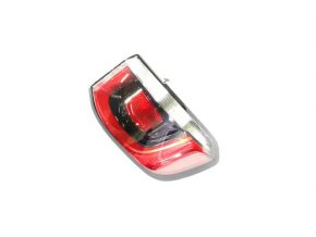Jeep Compass 19-24 halogen right outer fender light, cracks in the glass