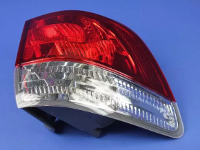 Light outer wing left Dodge Durango 11-13