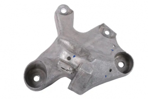 Engine bracket right Chevrolet Camaro 16-23 3.6