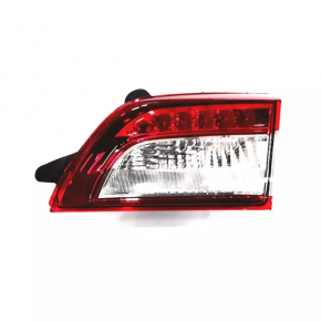 Light inside trunk lid right Subaru Outback 15-19