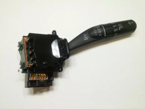 Right steering column switch for a Subaru b9 Tribeca