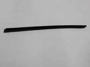 Windshield molding right Chrysler 200 11-14