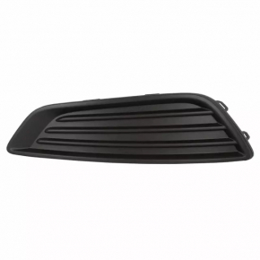 Bumper grille right Ford Focus mk3 15-18 rest, structure, without fog lights