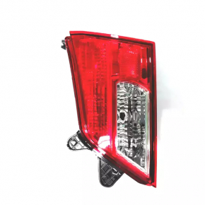 Light inside trunk lid right Subaru Outback 10-14