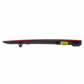 Lincoln MKZ 13-20 rear bumper reflector, center right