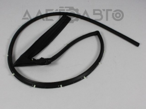 Door seal lower front right Dodge Challenger 09- second