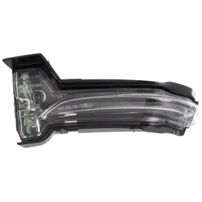 Right-hand mirror turn signal repeater for Ford Escape MK4 20-22