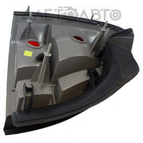 Right taillight for Lincoln Town Car 98-11