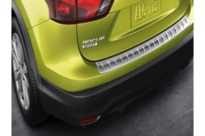 Nissan Rogue Sport 17-22 rear bumper molding, chrome, scratches