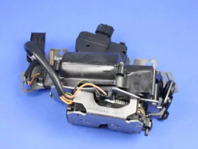 Door lock rear right Dodge Grand Caravan 11-20 electric