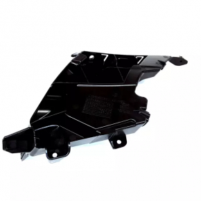 Front bumper mount on the left wing of the Audi A7 12-18