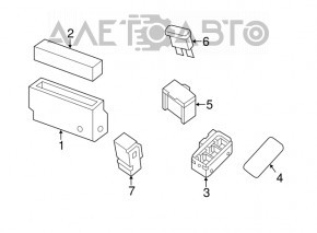 Right underhood relay block Nissan Leaf 18-22