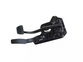 Chrysler Pacifica 17- Brake Pedal