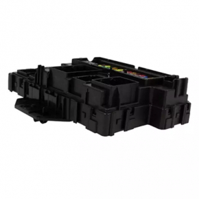 Lincoln MKC 19-19 Dashboard Fuse Box