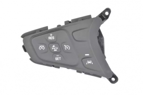 Steering wheel control buttons left Chevrolet Malibu 18 with lane keeping assist