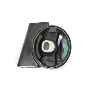 Front engine mount for a 11-19 Dodge Journey 3.6 AWD