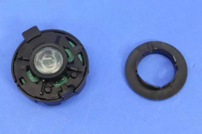 Jeep Cherokee KL 19-23 black left center light