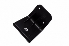 Fastening the door trim panel front right Chevrolet Trax 17-20