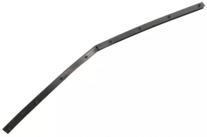 Chevrolet Equinox 18- Central Hood Seal