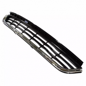 Lower grille front bumper Ford Fiesta 14-19 rest gloss with chrome strip