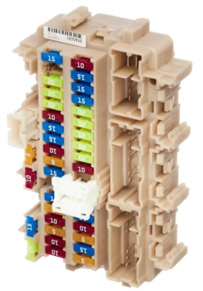 Nissan Pathfinder Interior Fuse Box 13-17