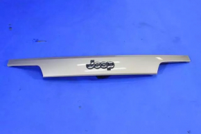 Jeep Grand Cherokee WK2 14-22 trunk door molding for camera, with emblem
